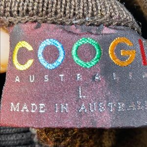 EUC COOGI SWEATER size large